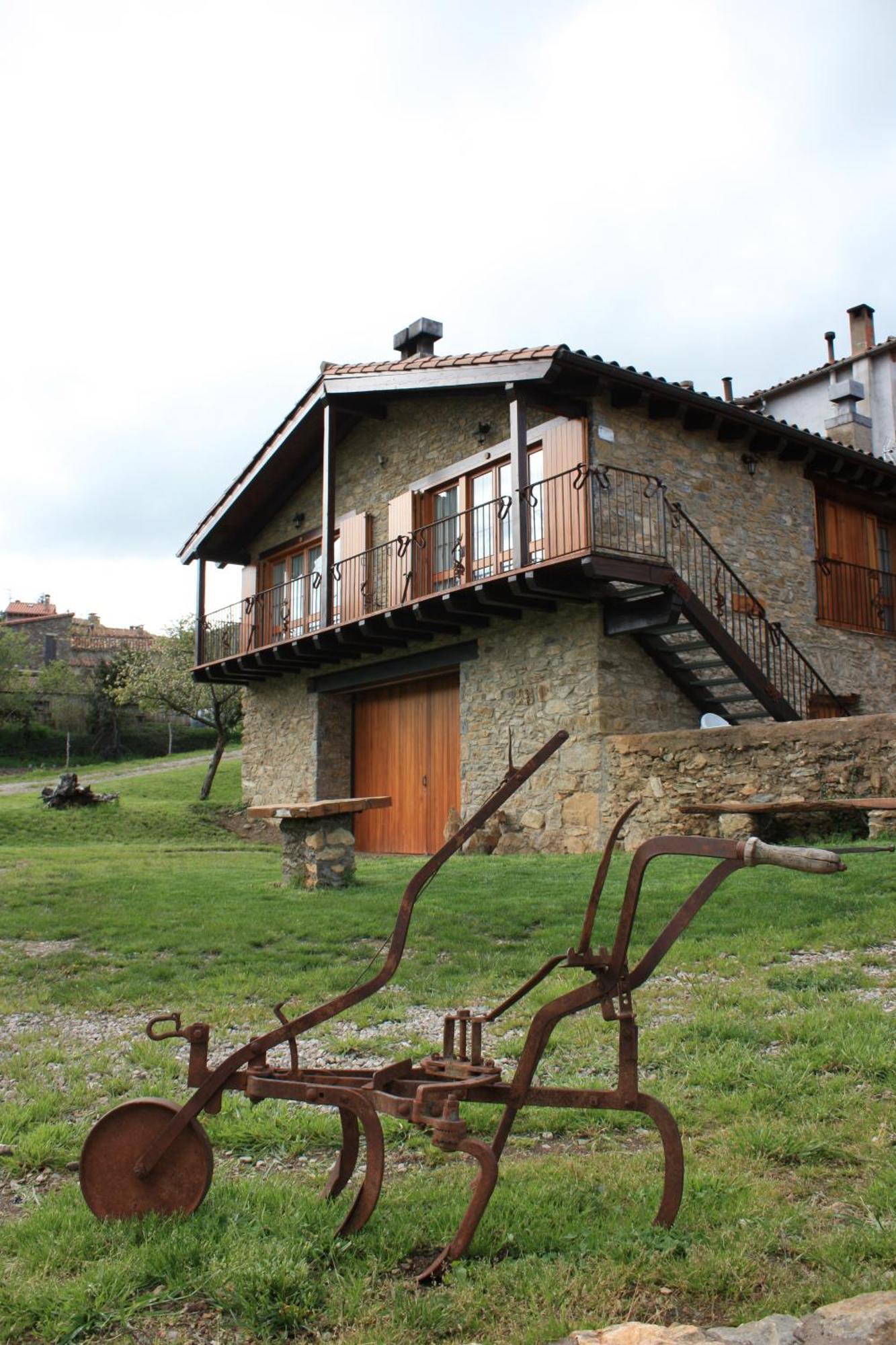 Can Tubau - Casa Rural - Apartaments Campelles Extérieur photo