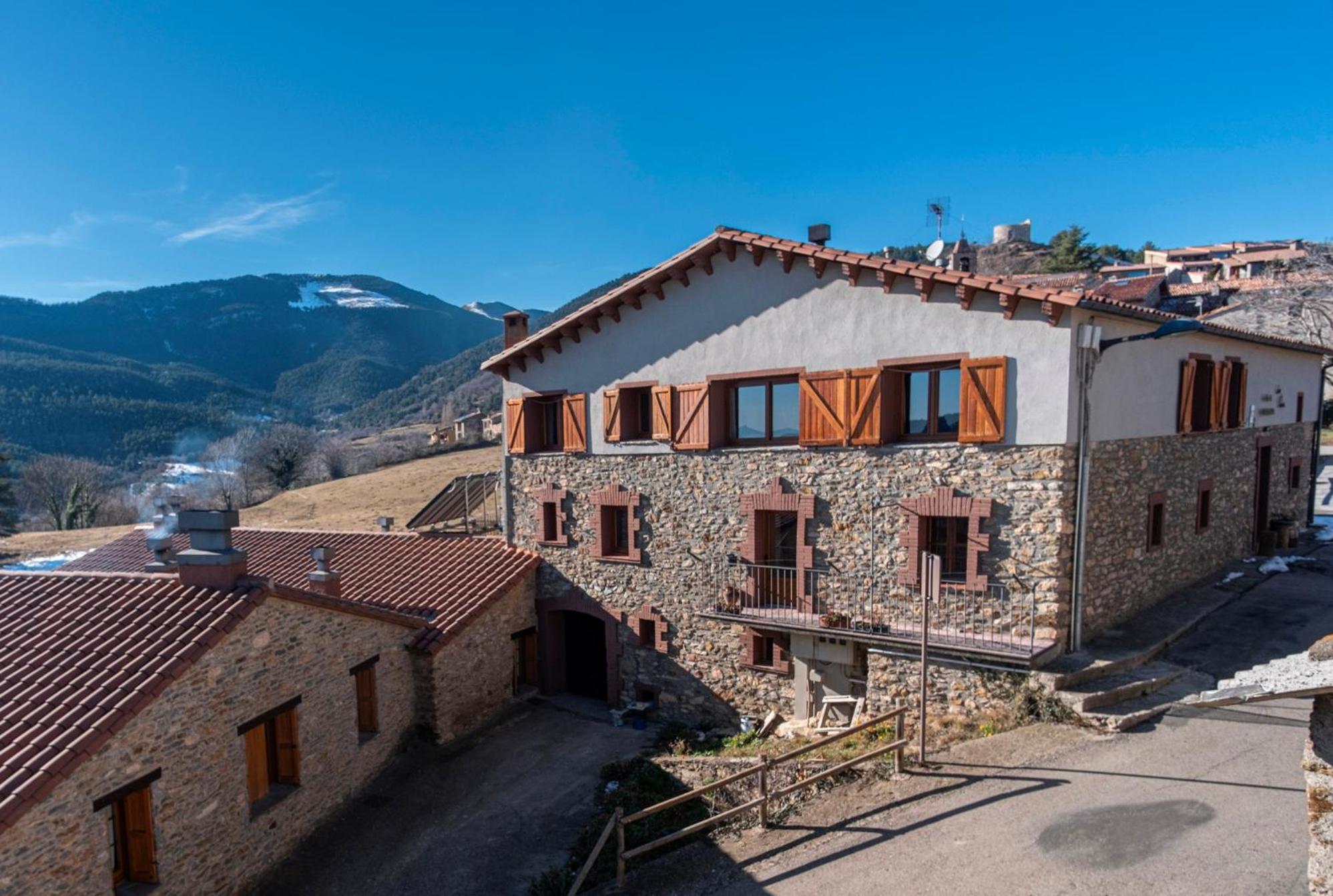 Can Tubau - Casa Rural - Apartaments Campelles Extérieur photo