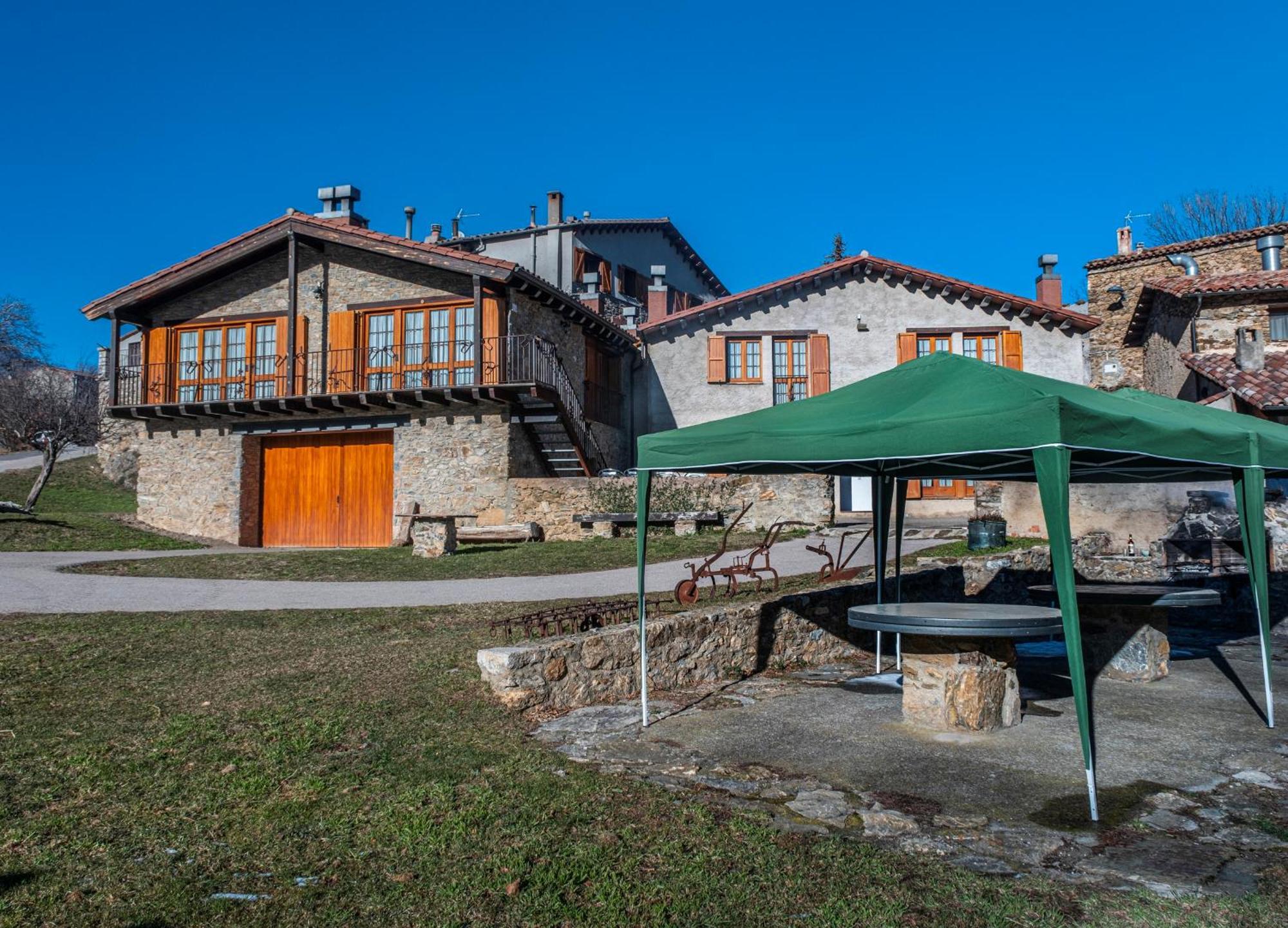 Can Tubau - Casa Rural - Apartaments Campelles Extérieur photo