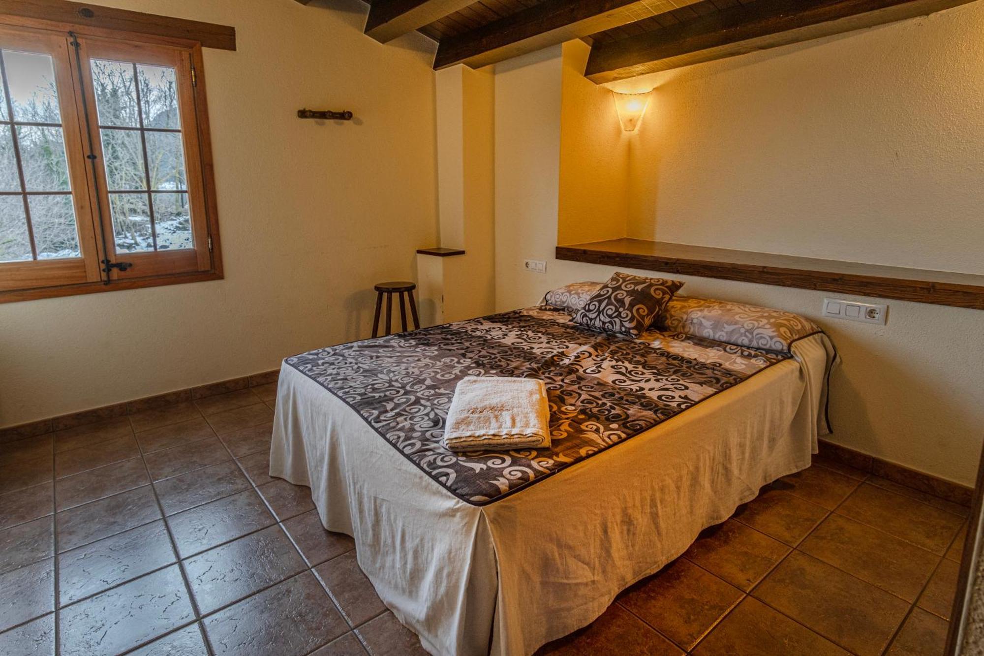 Can Tubau - Casa Rural - Apartaments Campelles Extérieur photo