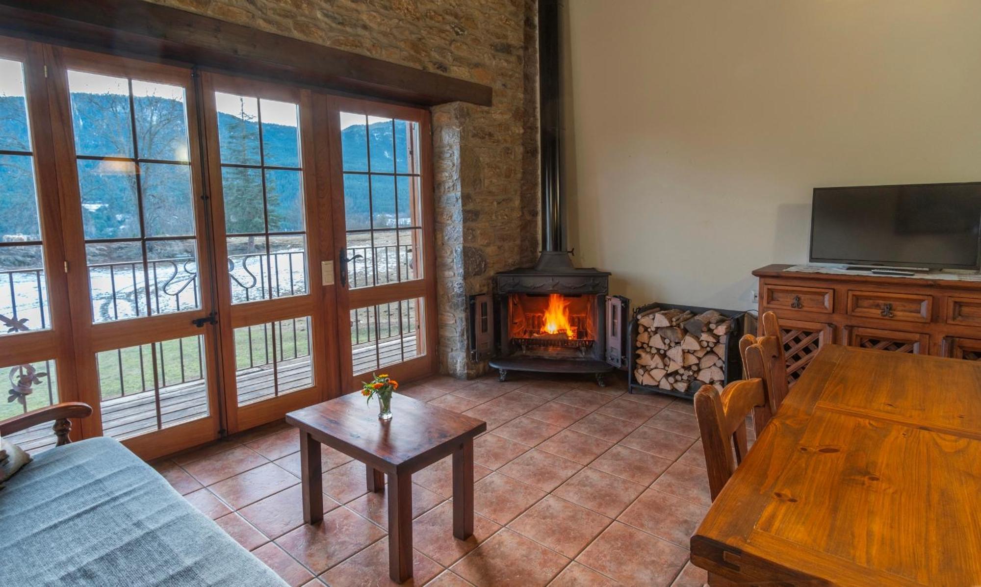 Can Tubau - Casa Rural - Apartaments Campelles Extérieur photo