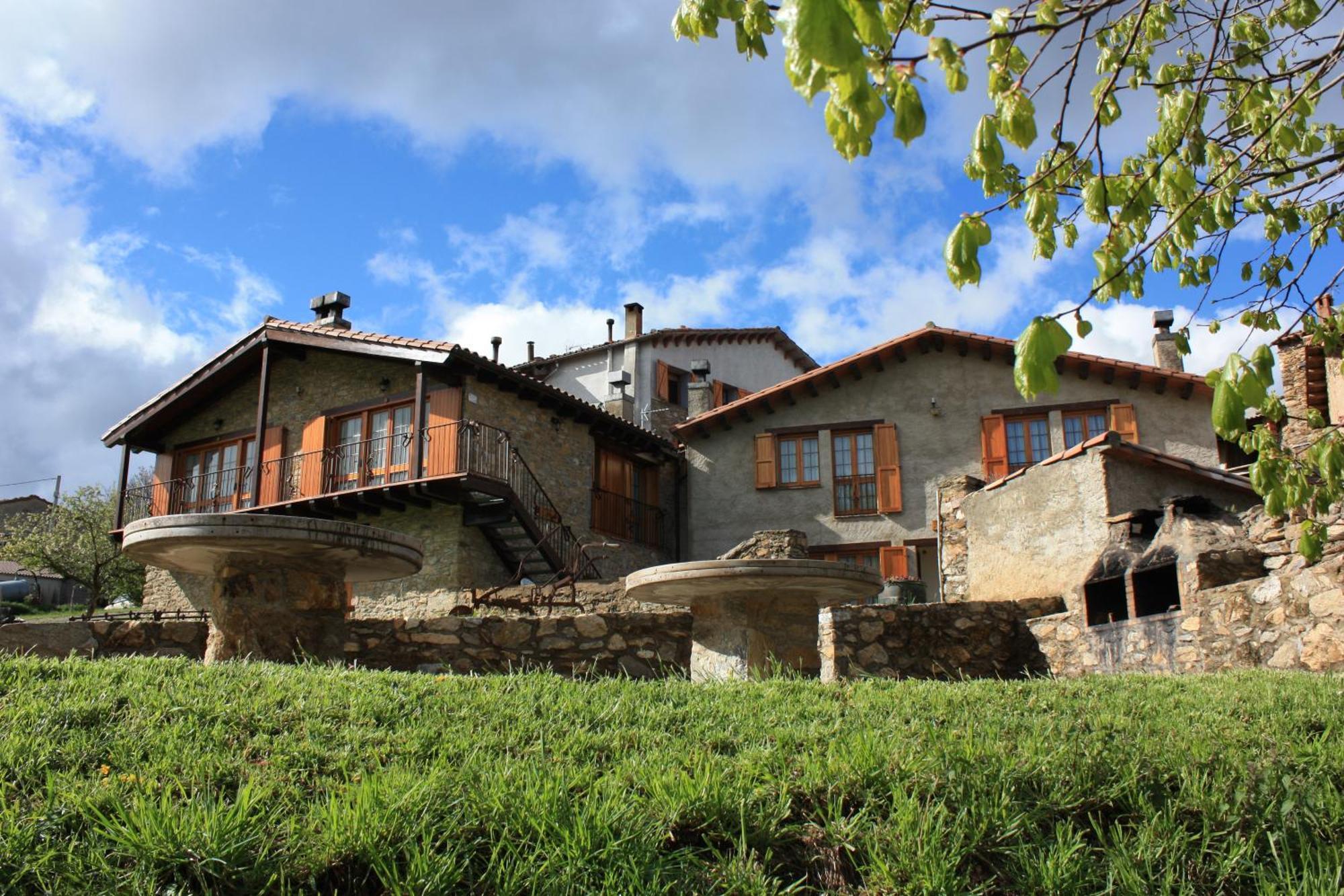Can Tubau - Casa Rural - Apartaments Campelles Extérieur photo